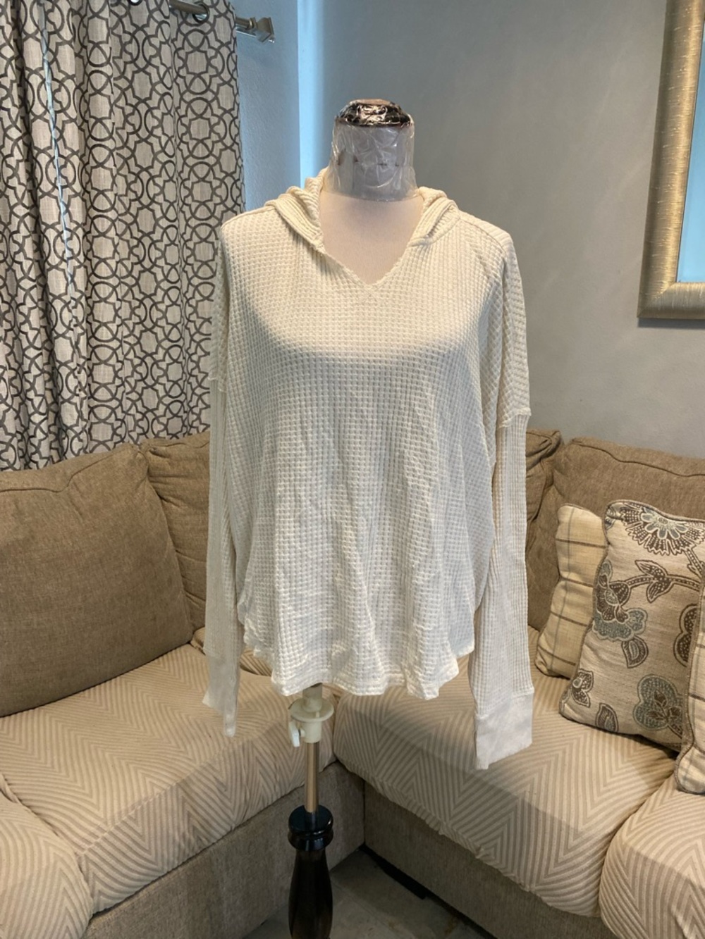 New Women's XXL Waffle Knit Hooded Pullover - Cream